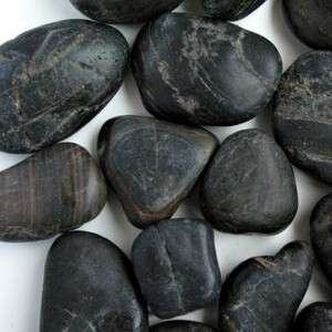 Декоративные камни для биокамина черные